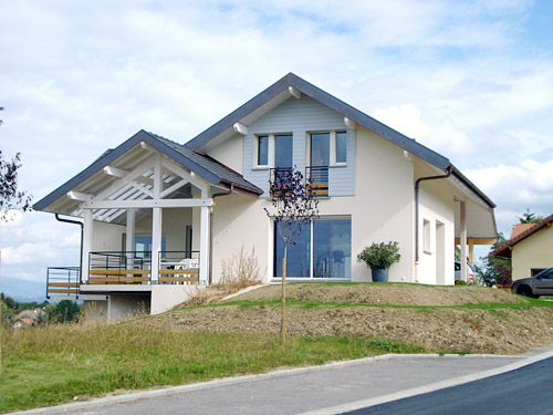 Photo d'une villa construite par l'architecte Laurent BELLEVILLE à Seynod
