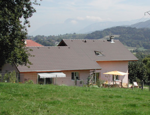 Photo d'une villa à Chapeiry réalisée par l'architecte Laurent BELLEVILLE
